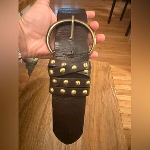 Brown Faux Leather Belt with Gold Studs
Full Length 40
W 2 1/4 inch
